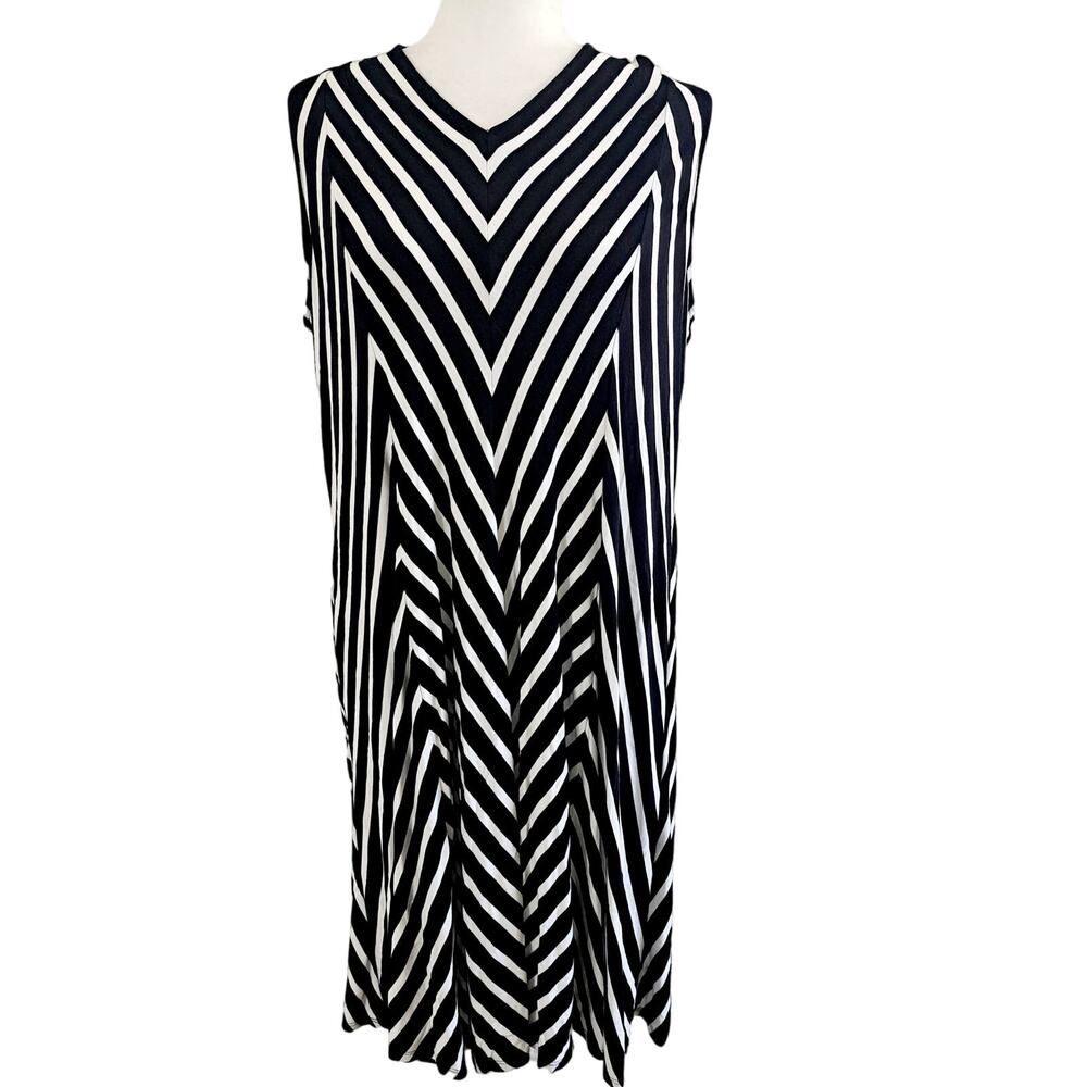 Chelsea & Theodore Sleeveless Dress
